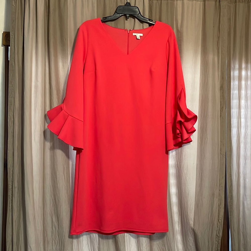 EST. 1946 DRESS